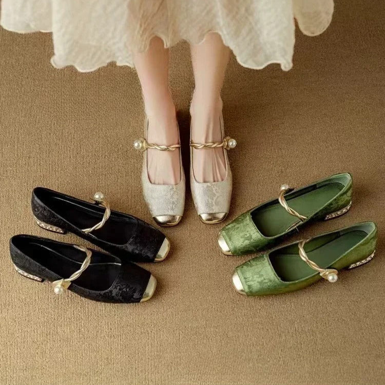 Fiola™ Vintage Pearl Flats
